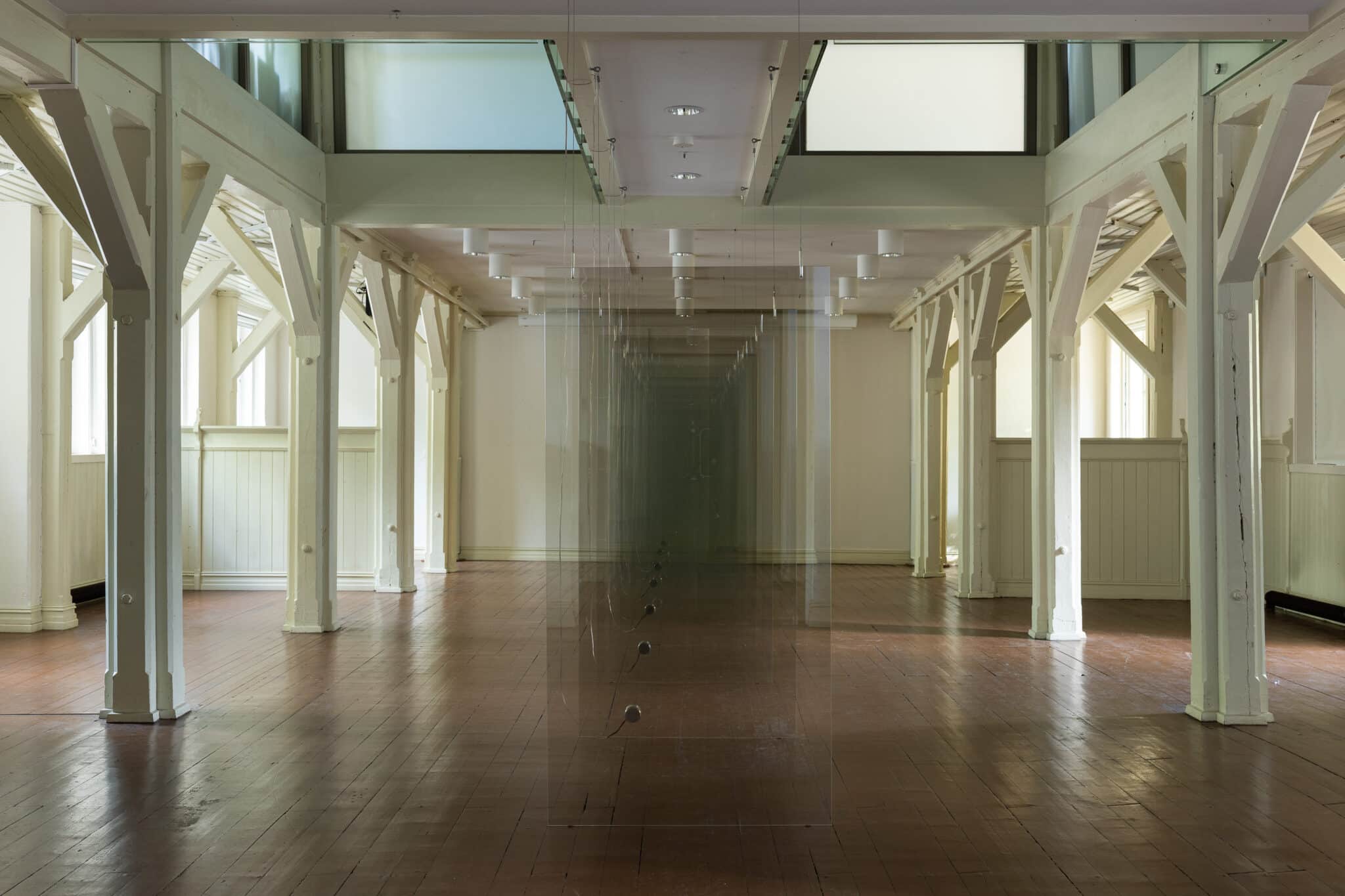 Hans Rosenstrøm’s Broken Chord installation in a white indoor space at Atelier Nord in Oslo.